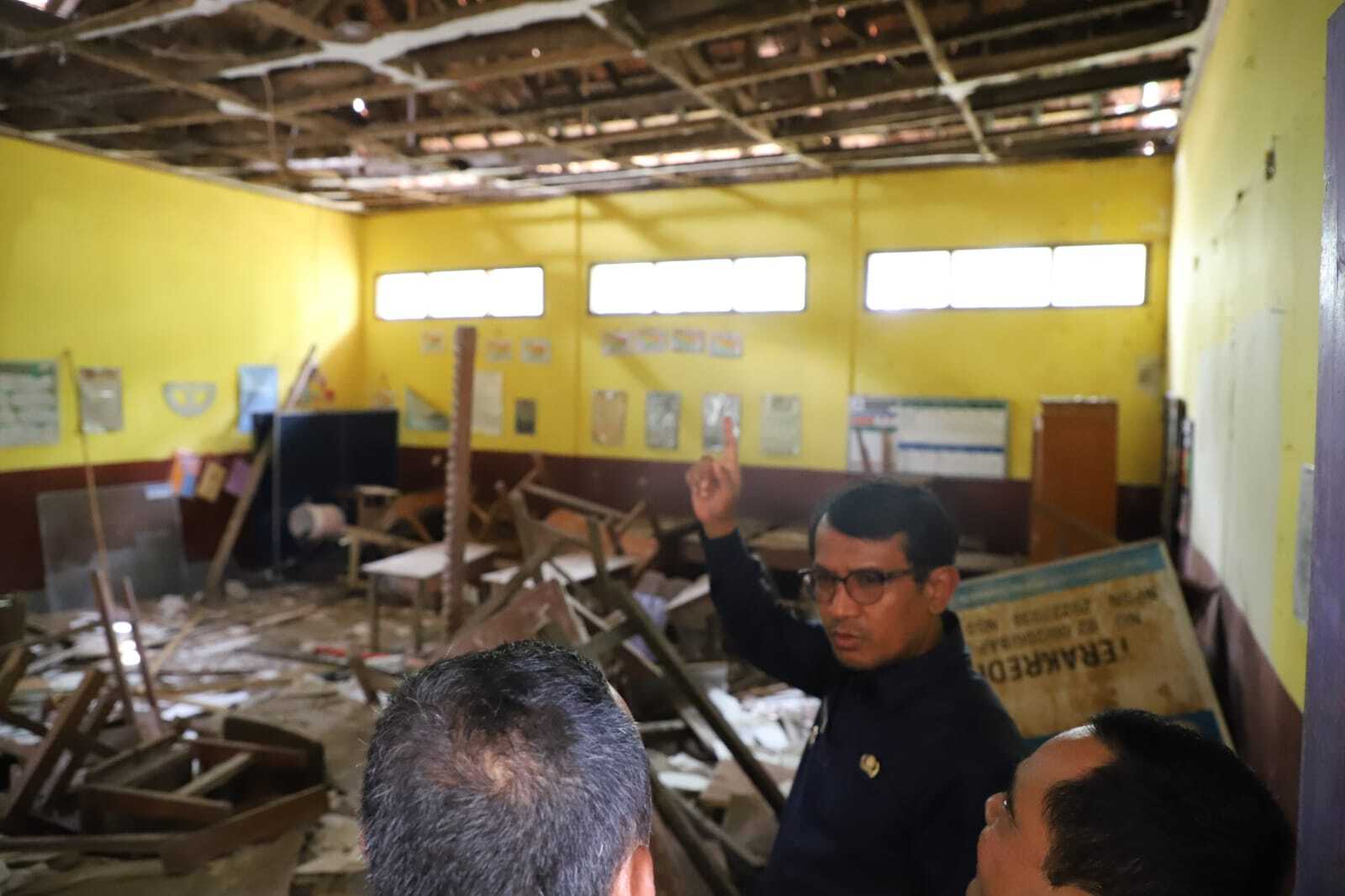 Wabup Garut Cek Beberapa Bangunan Sekolah yang Rusak di Kabupaten Garut