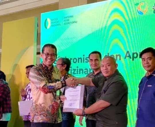 DKP Kabupaten Garut Raih Penghargaan OKKPD Terbaik Pembinaan Keamanan Pangan Tingkat Nasional