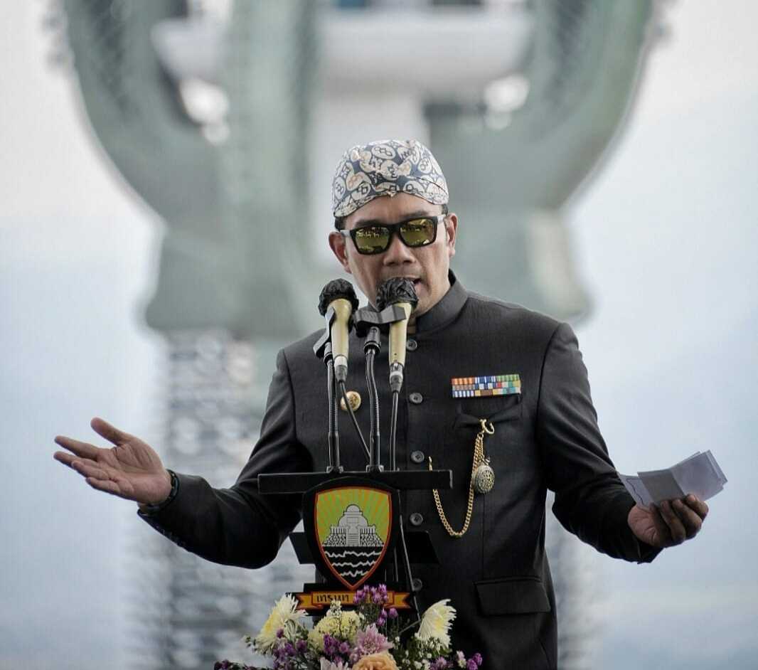 5 TAHUN JABAR JUARA, Gubernur Ridwan Kamil Resmikan Menara Kujang Sapasang