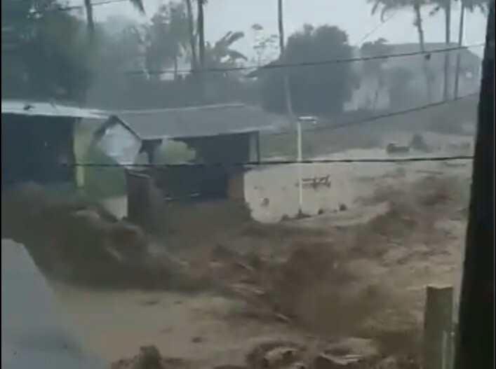Banjir Bandang di Cibuntu Sukabumi, Dua Warga Hanyut