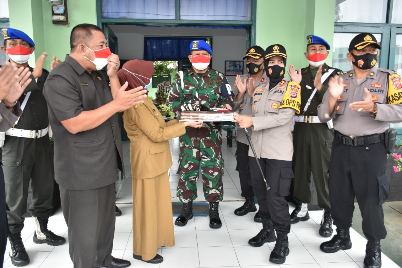 HUT TNI Ke 75 Di Kota Banjar Anggota TNI Dapat Kejutan Dari Forkompimda Banjar