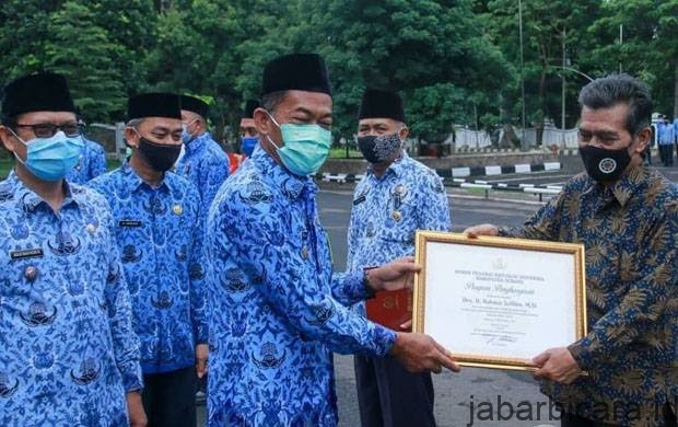 Bupati Subang Memberikan Apresiasi Guru Masih Eksis Ditengah Pandemi Covid- 19.